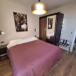 Brand New Aurus Apartamento