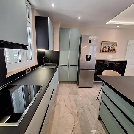 Brand New Aurus Daire Dubrovnik